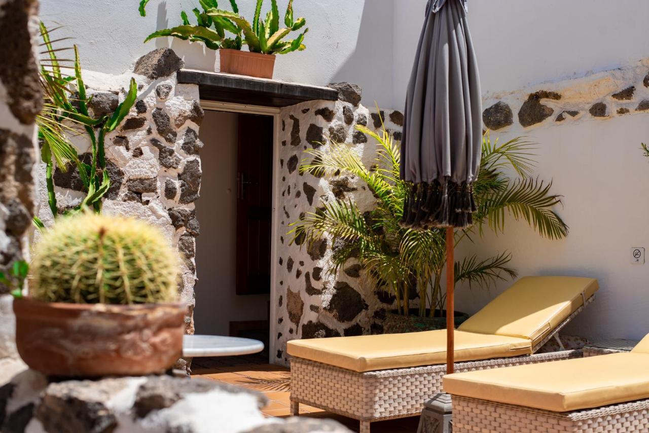 El Charco Suites Arrecife  Exterior photo