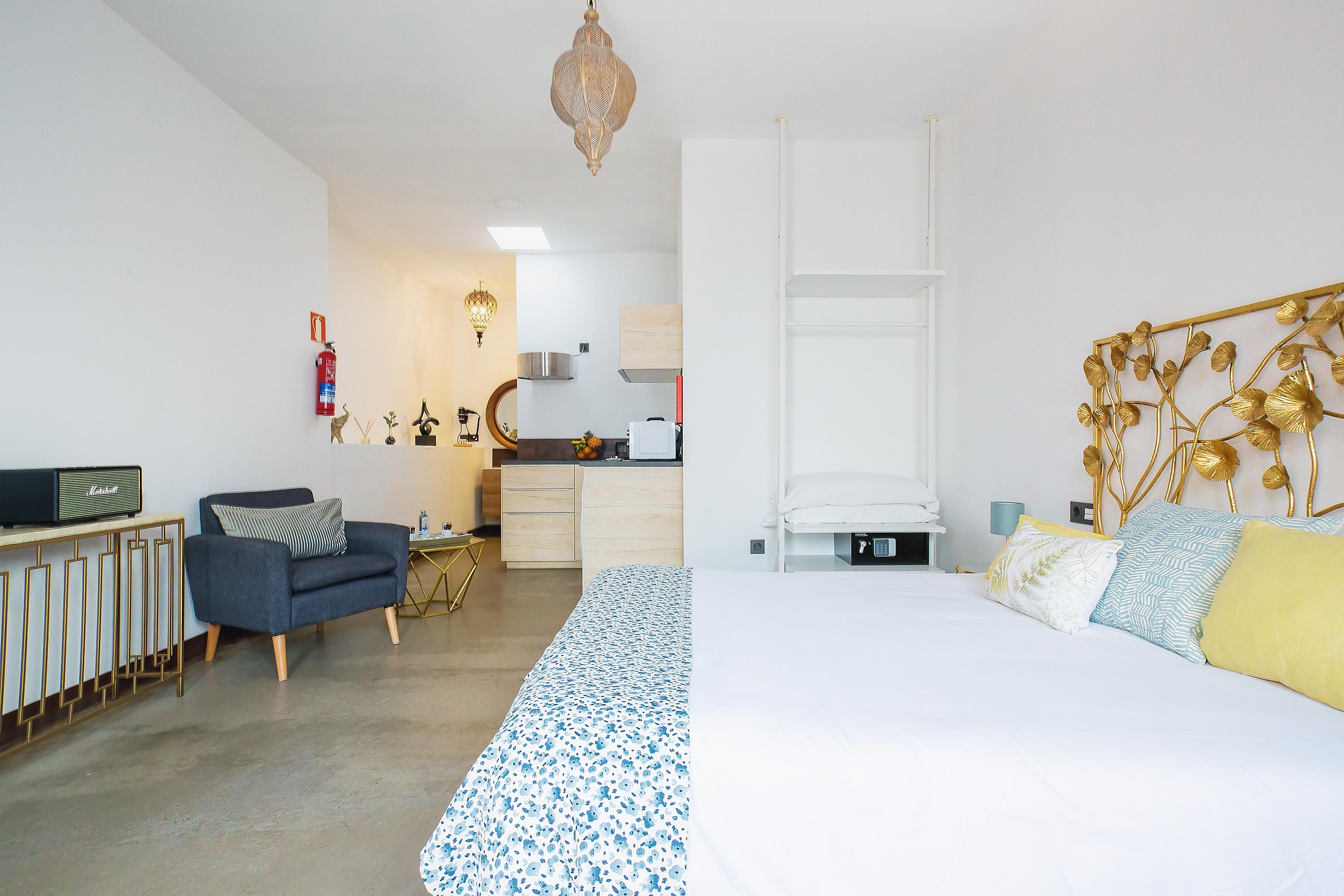 El Charco Suites Arrecife  Exterior photo